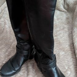 Black Boots, Size 8