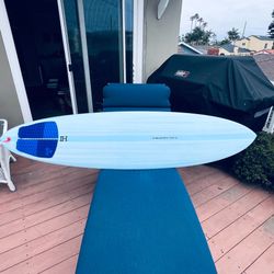 HI Mid-6 Surfboard