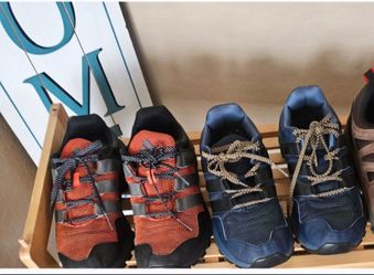 Shoes Size  9 / 5  Each  10