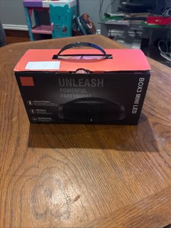 BOX 3 Bluetooth speaker-New
