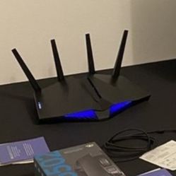 ASUS - RT-AX82U AX5400 Dual-Band WiFi 6 