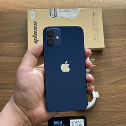iPhone 12 128Gb Battery Unlocked Free Case And Charger