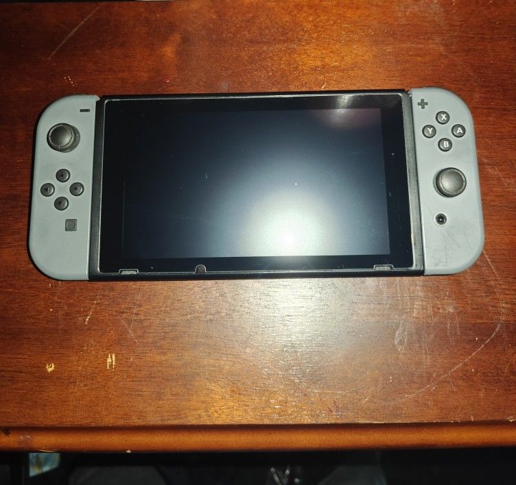 V1 Nintendo Switch