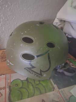 Pro tec helmet