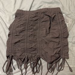 Fashion Nova gray Women’s Skirt 