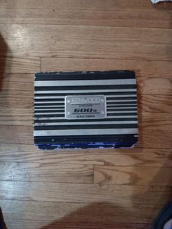 Kenwood 600 Watt Amp Old School Heavy Duty Hit Hard Asking $75 Or Best Offer Or Trade 