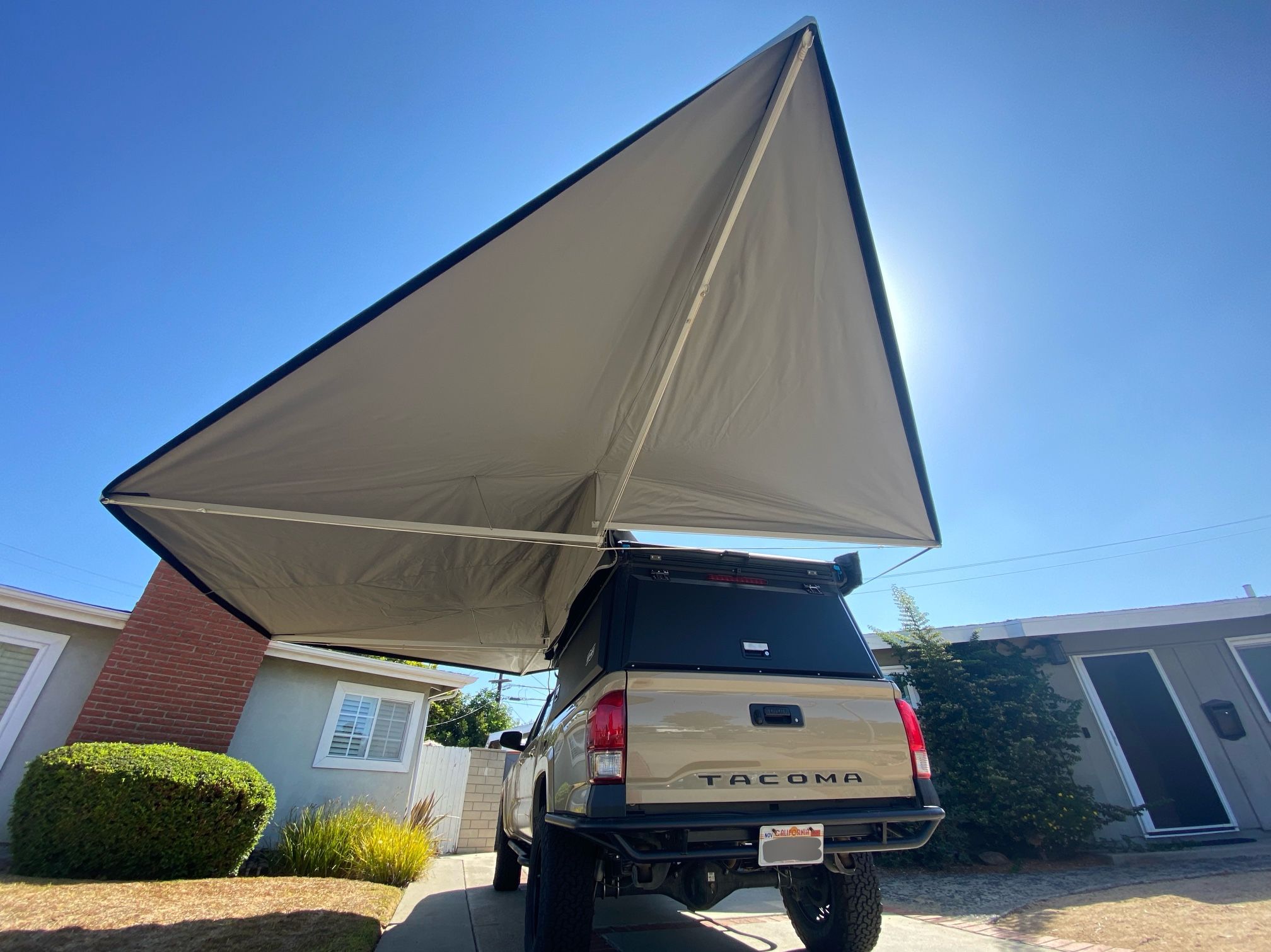 Ghostawn 360 Awning