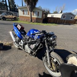 2001 Suzuki 600cc 