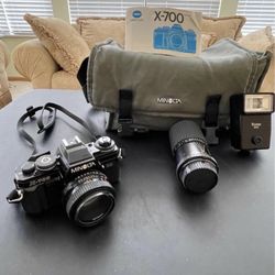 Minolta X700