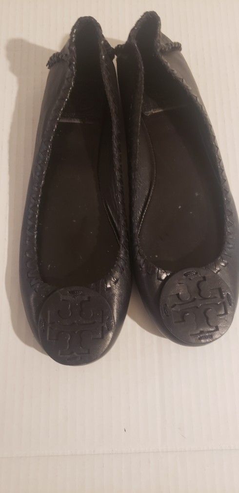 Tory Burch Black Leather Flats Size 8.5