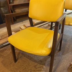Mid Century Accent Chairs
