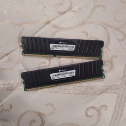 CORSAIR VENGEANCE LP 2x4GB DDR3