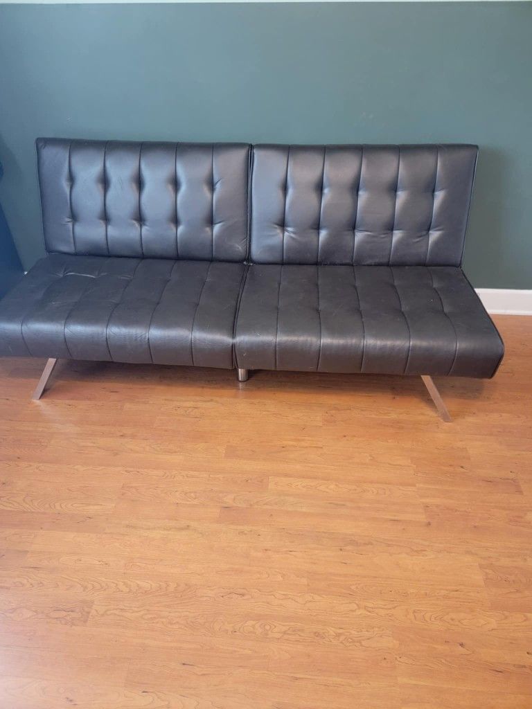 Futon, Black