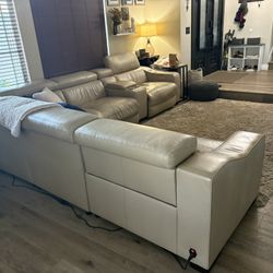 Lether Sectional With Recliners