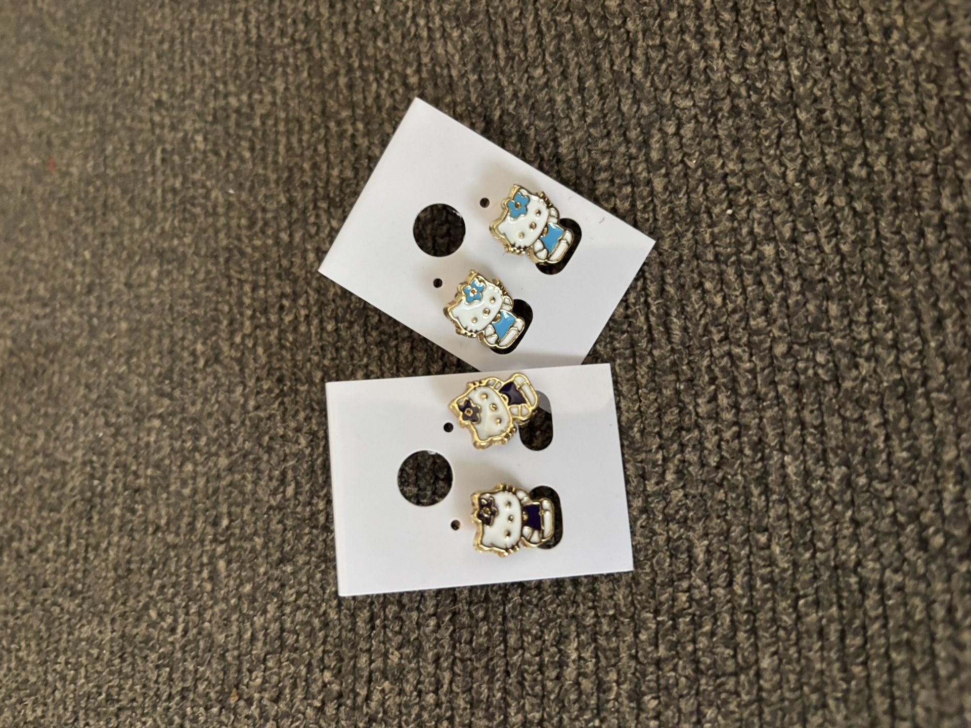Hello Kitty Earrings