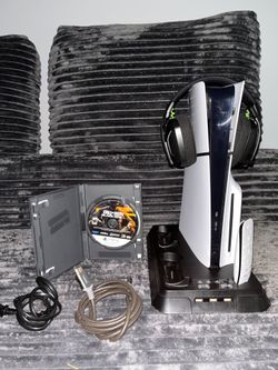 FAIRLY USED PS5 Slim  (Disk Edition) FOR SALE