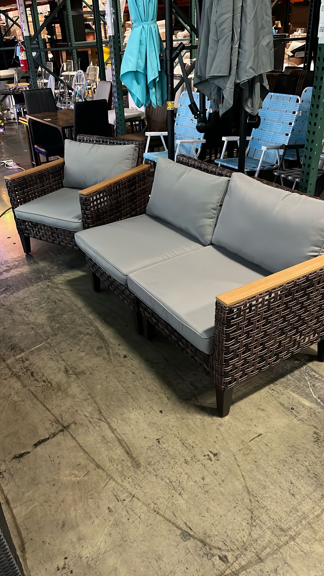 $250!! Outdoor Wicker Patio Set Of 3 Pieces
