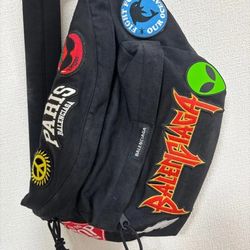 Balenciaga Men Explorer Xxl Body Bag Patch Limited Edition Iconic Design High-Fashion