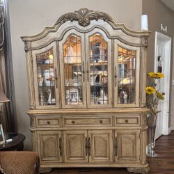 China cabinet