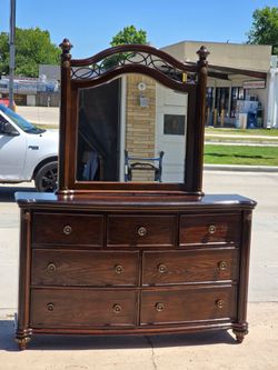 DRESSER WITH MIRROR