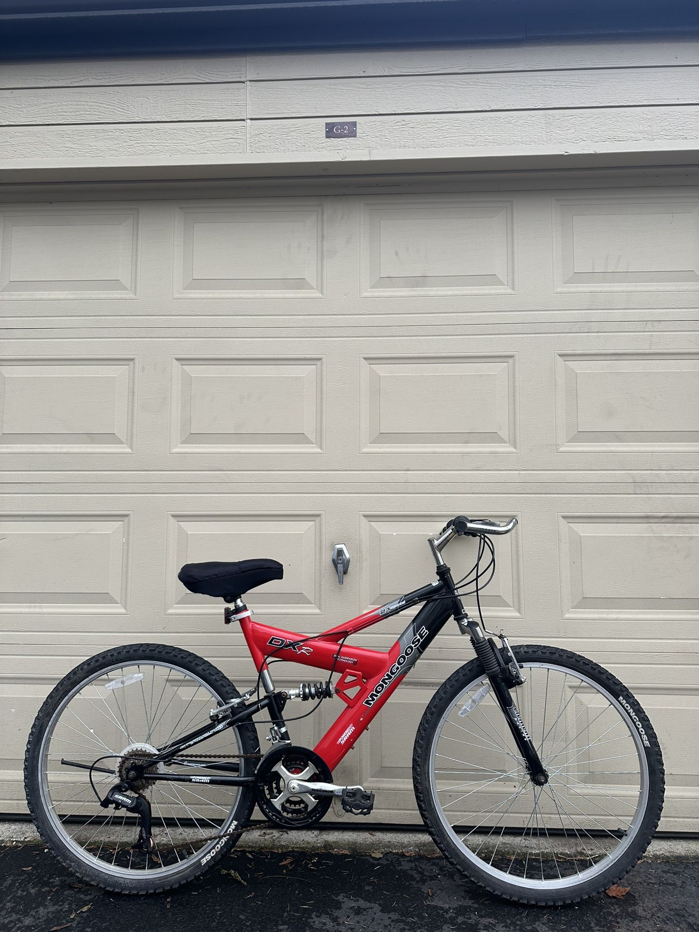 Mongoose DXR – 26” wheels Full-Suspension Mountain Bike – 21 Speed Bicycle