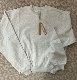SKIMS Grey Crewneck Sweater Size S $55 **READ DESCRIPTION**