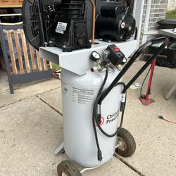 Large Air Compressor - Chicago Pneumatic 2hp / 26GAL
