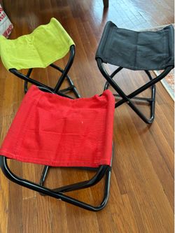 3 folding stools / chairs