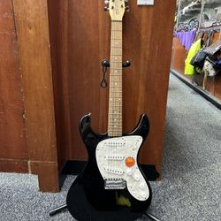 Danelectro Danoblaster Innuendo Electric Guitar Black w White Pearloid Guard FX