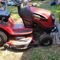 Craftsman YT 3000 Riding Lawnmower YT3000 Lawn Mower