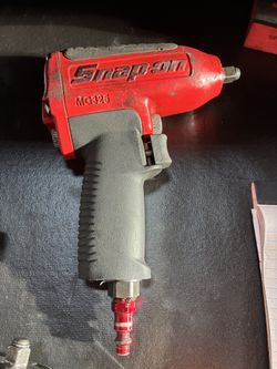 3/8" Drive Air Impact Wrench (Red)