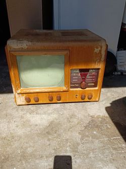 1948 Andrea radio with sf television