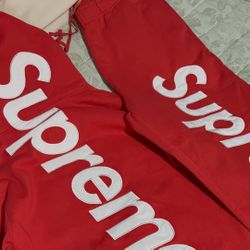 Supreme Sets