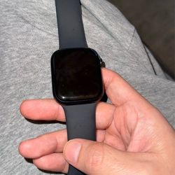 Apple Watch Series 8  45mm