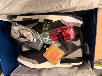 Jordan 3s levi