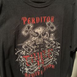 Triple H WWE Authentic Wear Men's 2XL Tshirt