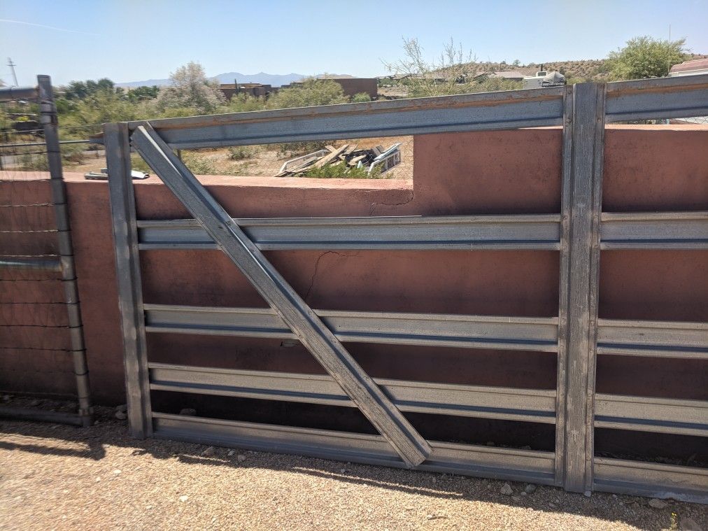 12' galvanized farm gate for Sale in Peoria, AZ OfferUp