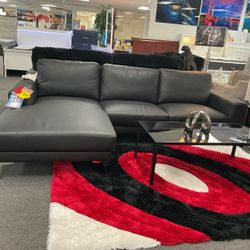 Black Real Leather L-Shaped Sectional Couch For Sale (furniture Assembly)