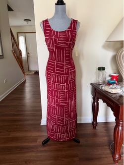 Ladies light dress size medium new with tags