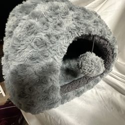 Cat Bed Gray  Large 