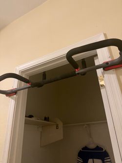 Pull Up Bar