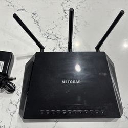 NETGEAR Nighthawk AC1750 Smart WiFi Router