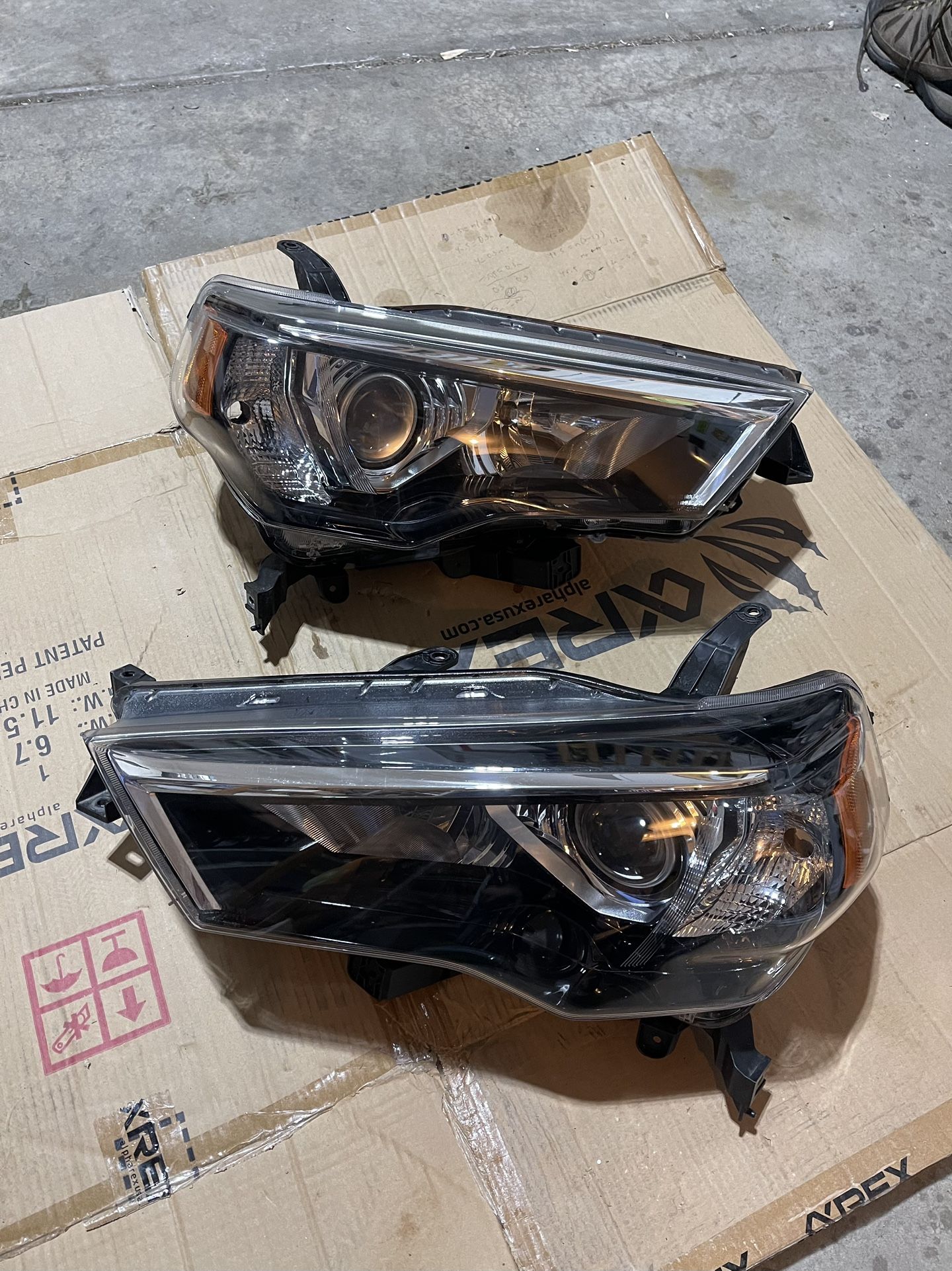 2018 Factory 4Runner SR5 Headlights