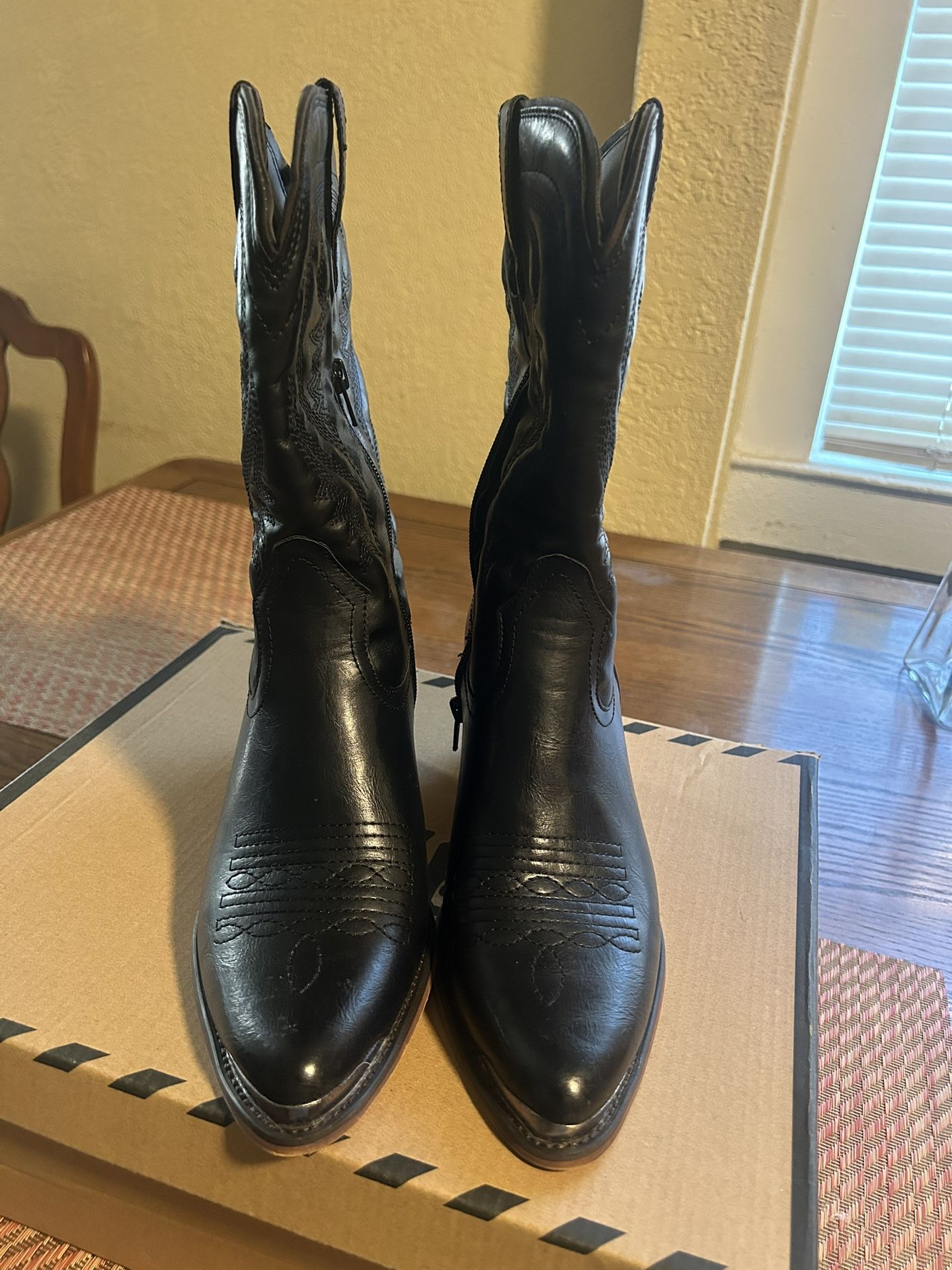 Women’s Boots