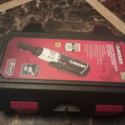 Huskey Brand 12 Volts Ratchet