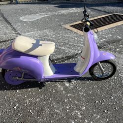 Razor Scooter / 24v Betty