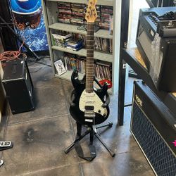 Seymour Duncan Electric Guitar 