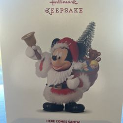 Hallmark Keepsake Mickey/Santa Ornament 2017