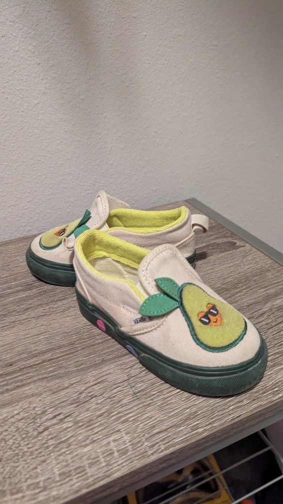 Avocado Toddler Van's. Size 7