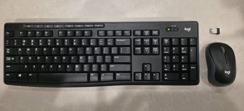 Logitech Wireless Keyboard & Mouse Combo – Like New